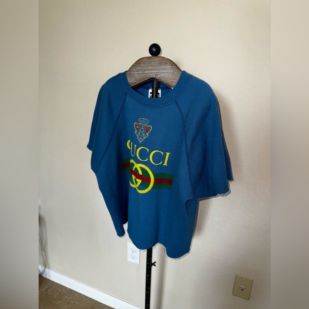 Bootleg Cropped Gucci shortsleeve sweater